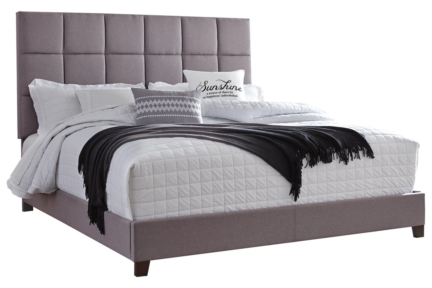Dolante King Gray Upholstered Bed