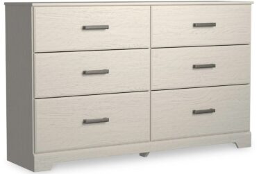 Stelsie White Dresser