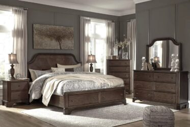 Adinton Queen Storage 5 Piece Bedroom Set