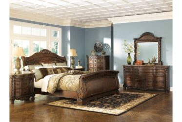 North Shore King Bed 4 Piece Bedroom Set