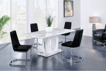 D894 5 Piece Dining Set