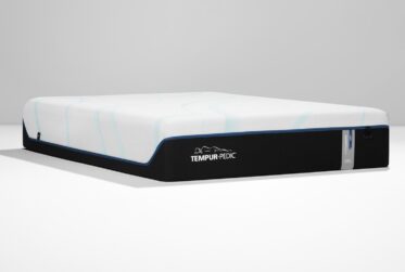 Tempur-Luxe Adapt 13″ Soft Queen Mattress