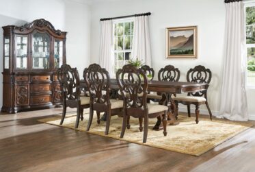 Royale 5 Piece Dining Set