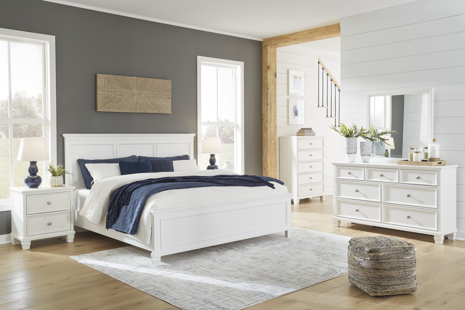 Fortman White King 4 Piece Bedroom Set