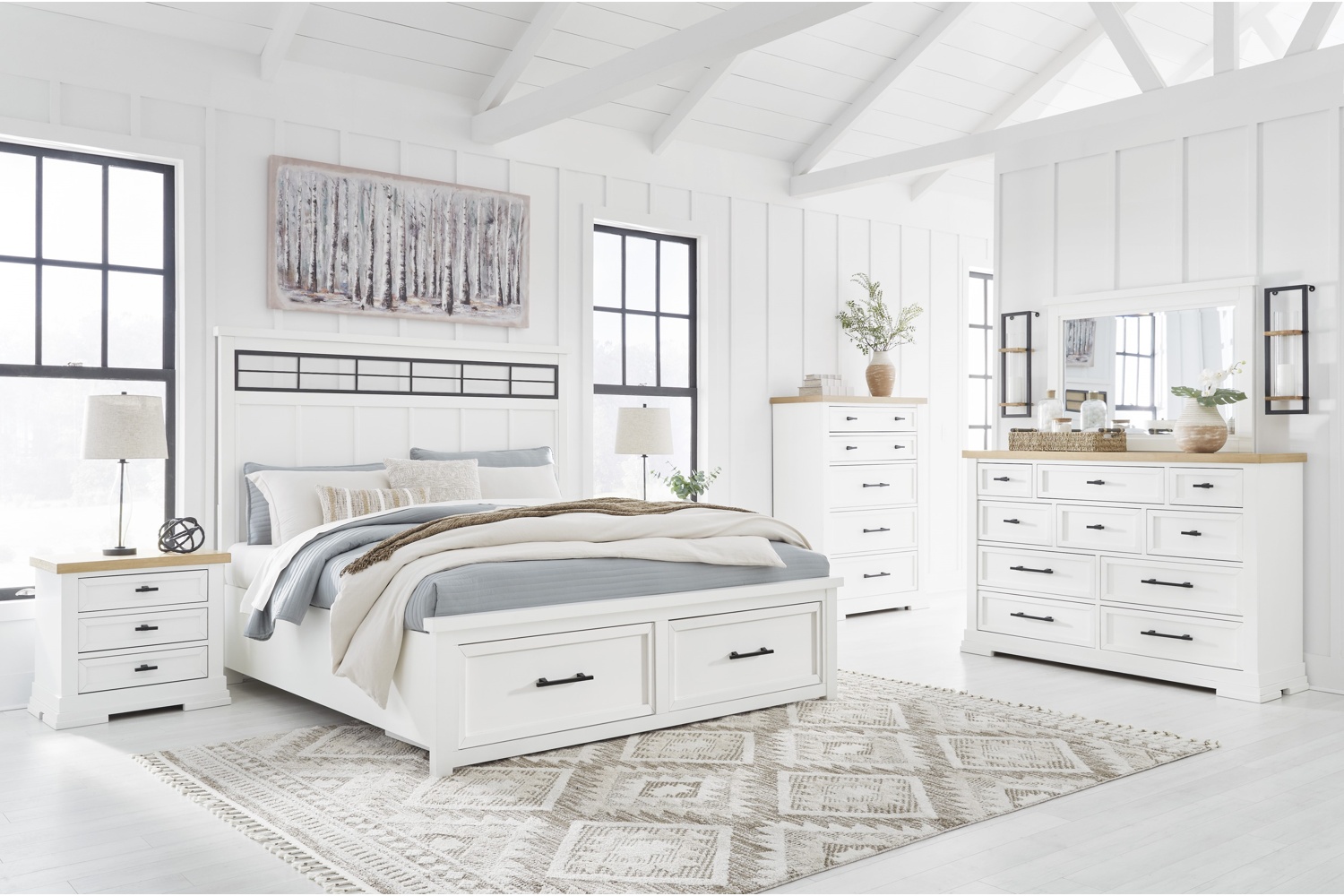 Ashbryn White King Storage 5 Piece Bedroom Set