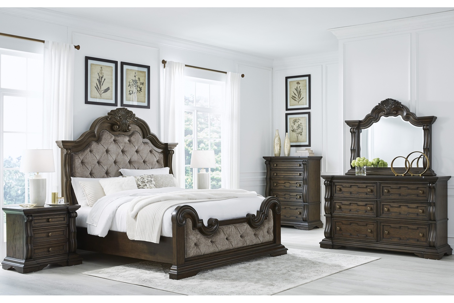 Maylee Brown Upholstered Queen 4 Piece Bedroom Set