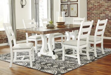 Valebeck Two-Tone 7 Piece Dining Set