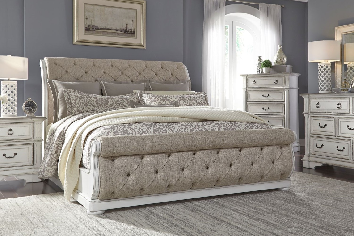 Abbey Park Queen Upholstered Sleigh 4 Piece Bedroom Set