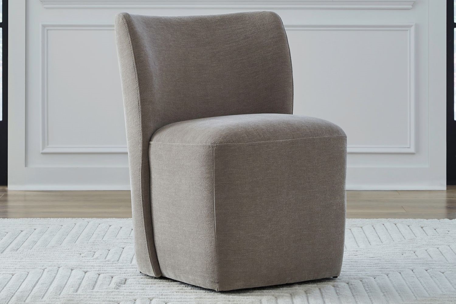 Truffle Accent Dining Chair With Casters Georgia Furniture Mart
