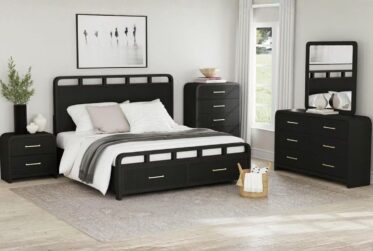 Ridgemont Black Queen Panel Storage 5 Piece Bedroom Set