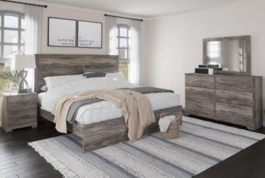 Ralinksi Gray King Panel 4 Piece Bedroom Set