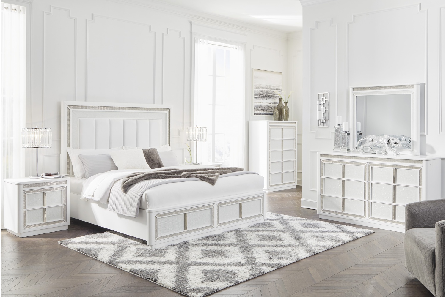 Chalanna White King Upholstered Storage 5 Piece Bedroom Set