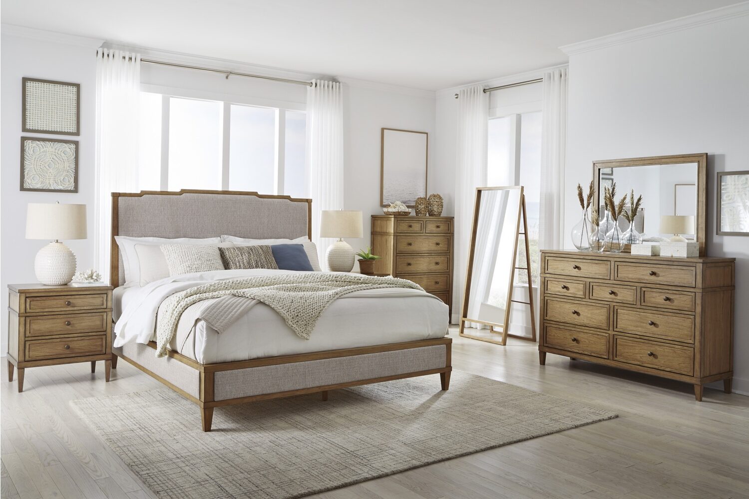 Sharlance Queen Upholstered 5 Piece Bedroom Set