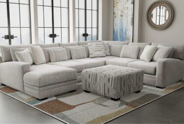 Brighton Wheat 3-Piece Sectional With Left Chaise