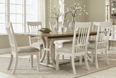 Shaybrock Antique White 7 Piece Dining Set
