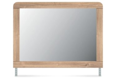 Kinlanni Tan Mirror