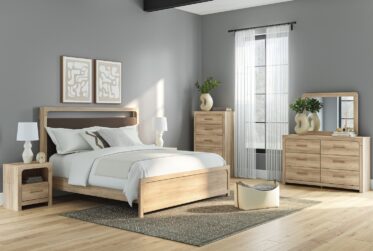 Kinlanni Tan Queen Upholstered Panel 5 Piece Bedroom Set