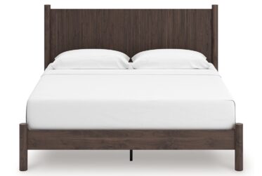 Pamytta Brown King Panel Bed